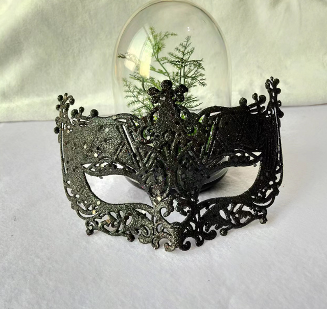 Маска карнавальная женская с блестками one size черный Киев - изображение 4