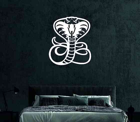 Декоративне настінне Панно  «Кобра» , Декор на стіну 50*43 см, Білий Київ