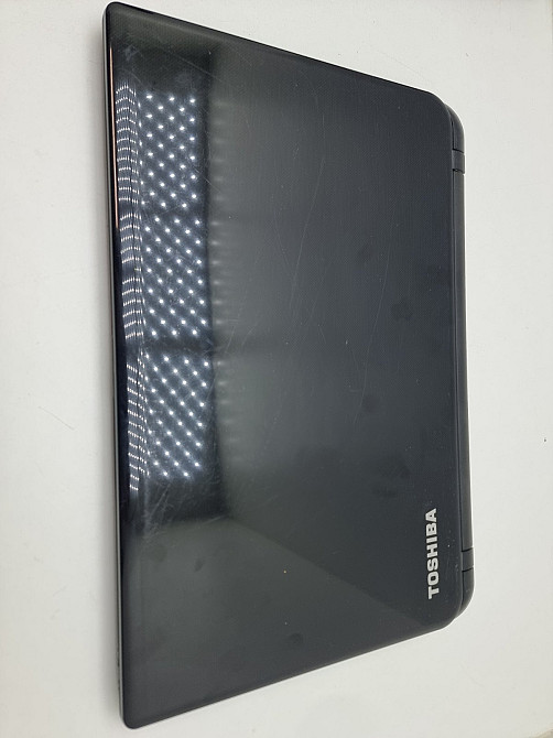 Ноутбук Toshiba Satelite L50D-B-15H Amd A6-6310\8\0\ATI R5 M230 АКБ- (товар вживаний) Луцк - изображение 2