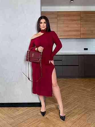 Женское облегающее платье с привлекательным разрезом плотный рубчик резинка Марсал, 42/44 Одесса