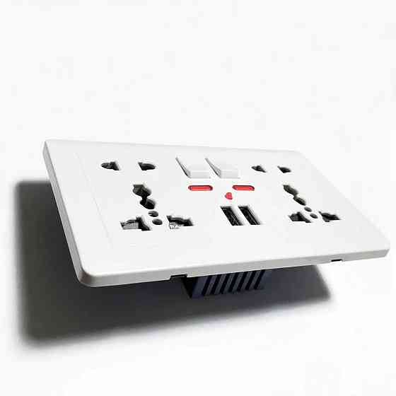 Універсальна розетка Delviz з кнопками живлення, індикаторами та USB-A – глобальна сумісність у вашій оселі (13А, 250V) + 2 USB (5V 1,5-2,1A) DZ-E4-11 Миколаїв