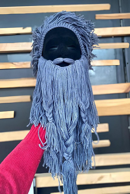 Зимова шапка вікінга RESTEQ сіра з дредами і бородою теплий аксесуар для костюмів і вечірок Київ - фото 8