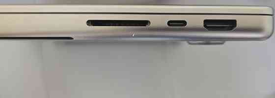 MacBook Pro 14