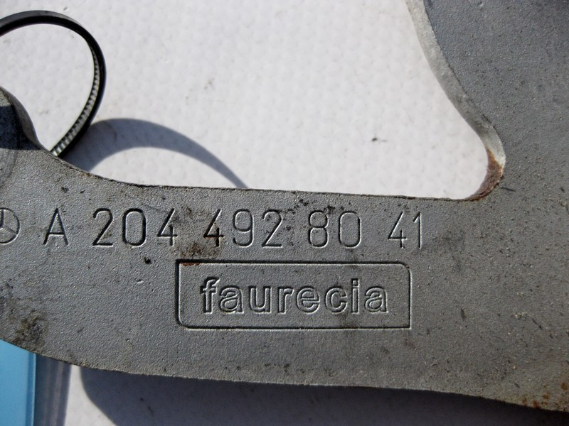 Mercedes-Benz  A2044928041 Кронштейн фільтра сажі двигуна OM651 R4 2.2 cdi E-Class W212 C207 C-Class W204 Одесса - изображение 4