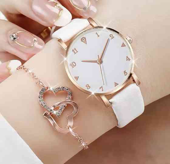 Подарочный набор для женщин сердца наручные часы браслет кольцо ожерелье серьги без подарочной коробки белый Киев