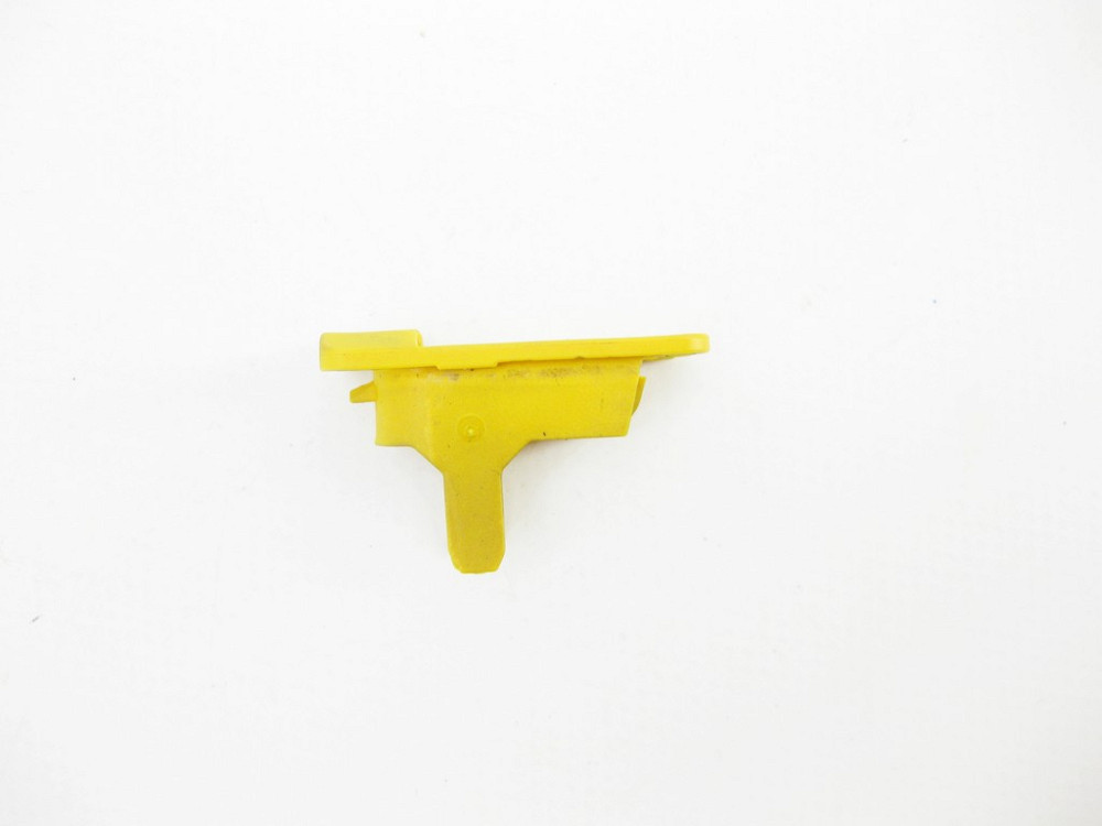 Mercedes-Benz  A2468870103 Втулка на капоті для опори CLA Shooting Brake X117 CLA C117 GLA X156 A-class W176 B-class W242 B-class W246 Одеса - фото 3