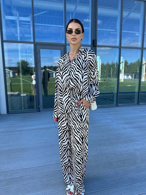 Жіночий шовковий костюм із штанами Зебра XL/2XL Харків - фото 1