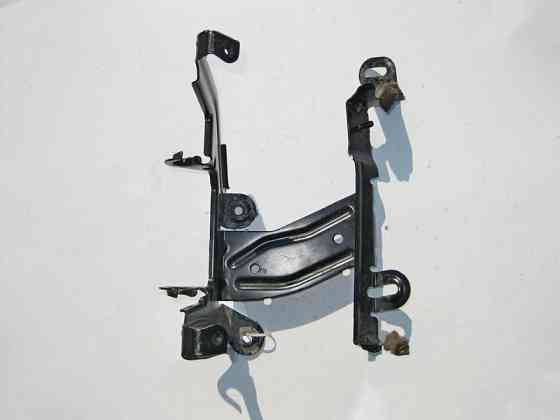 Mercedes-Benz  A2115458040 Кронштейн додаткового бачка фароомивача E-Class W211 CLS C219 Одесса