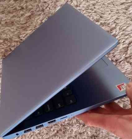 Ноутбук Lenovo 2022 рiк. SSD 4 озу, full hg 14.1 дюйма Київ