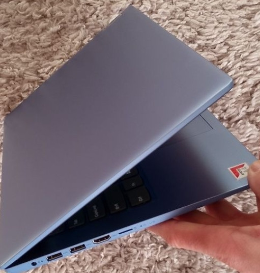 Ноутбук Lenovo 2022 рiк. SSD 4 озу, full hg 14.1 дюйма Київ - фото 1