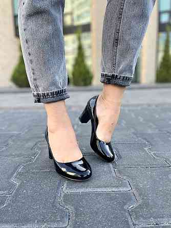 Туфлі жіночі YES MILE чорні еко-лак каблук 6см ( -1) Коломыя