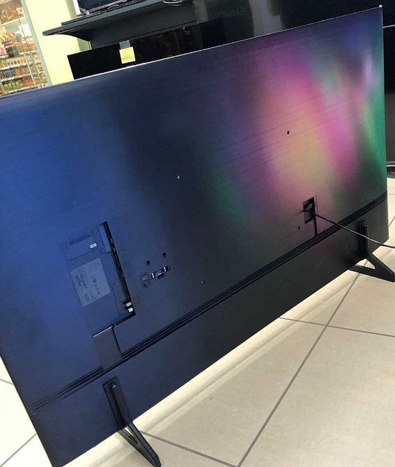 Телевизор: Безрамный 65