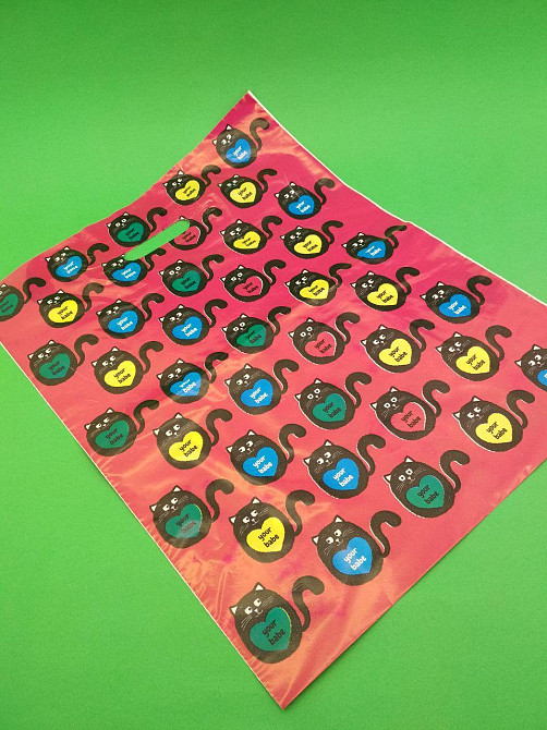 Пакет с прорезной ручкой (40*50)