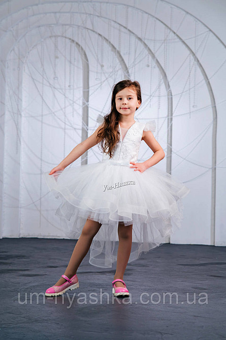 Детское нарядное платье удлиненное сзади белое 116-128 Кривой Рог - изображение 4