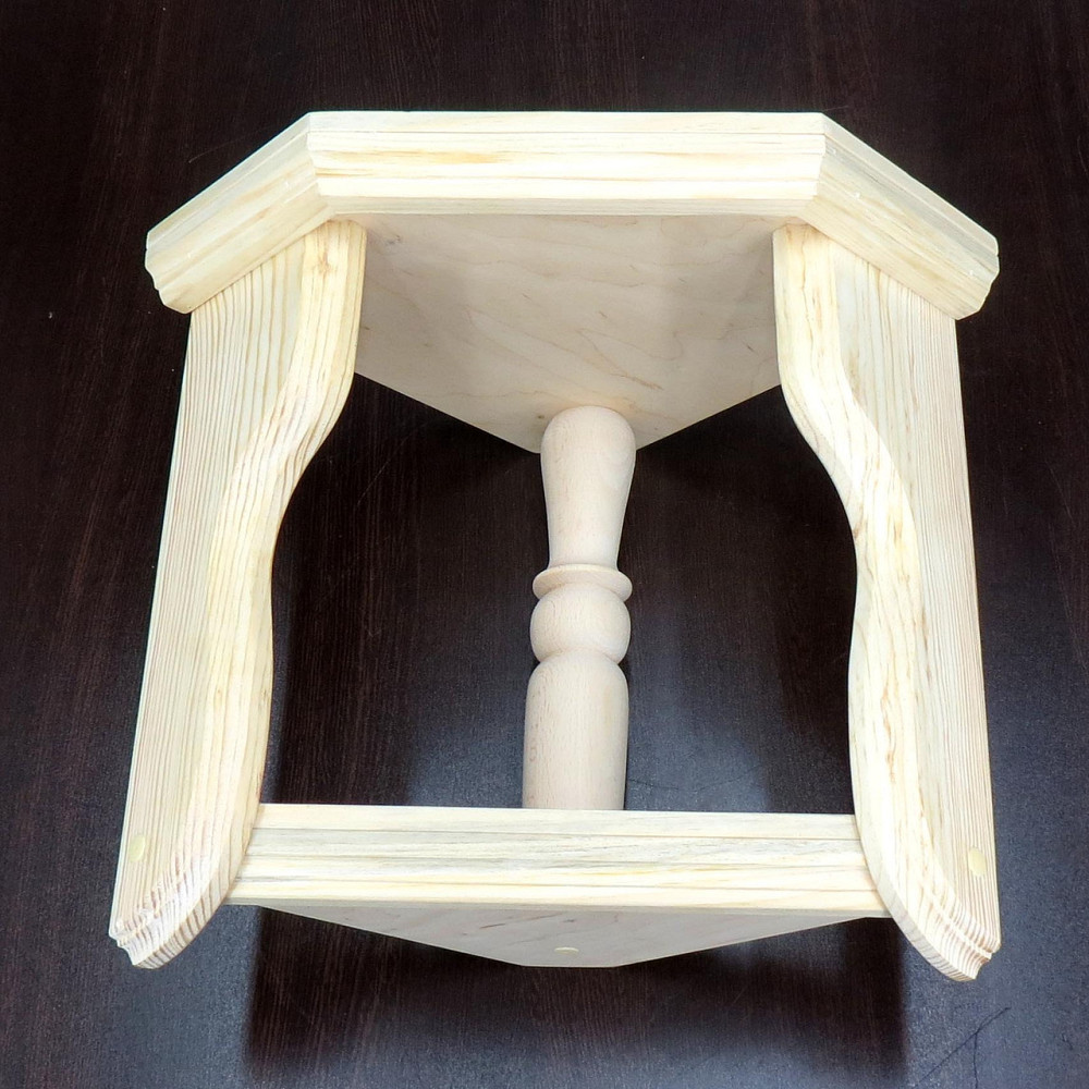 Угловая настенная полка 