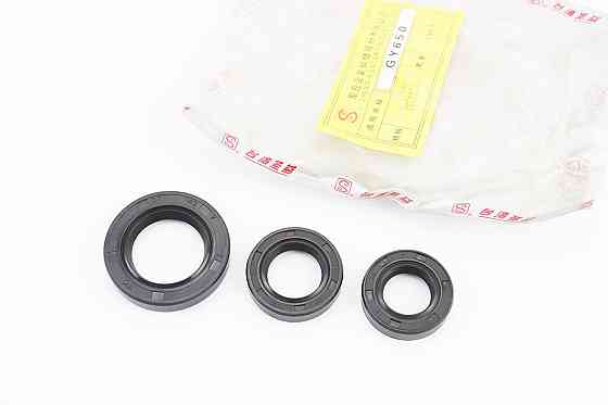 Сальники к-кт 3шт (17x30x7; 20x32x7; 27*42*7) Київ