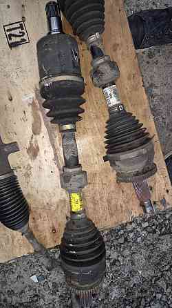 Напівось передня права (МКПП/АКПП) Hyundai Santa Fe 2013-2018 Київ