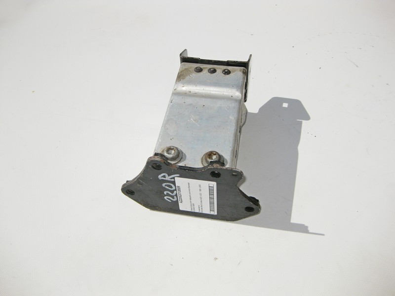 Mercedes-Benz  A2206201086R Правий кронштейн підсилювача переднього бампера Mercedes Benz S-class W220 Одеса - фото 5