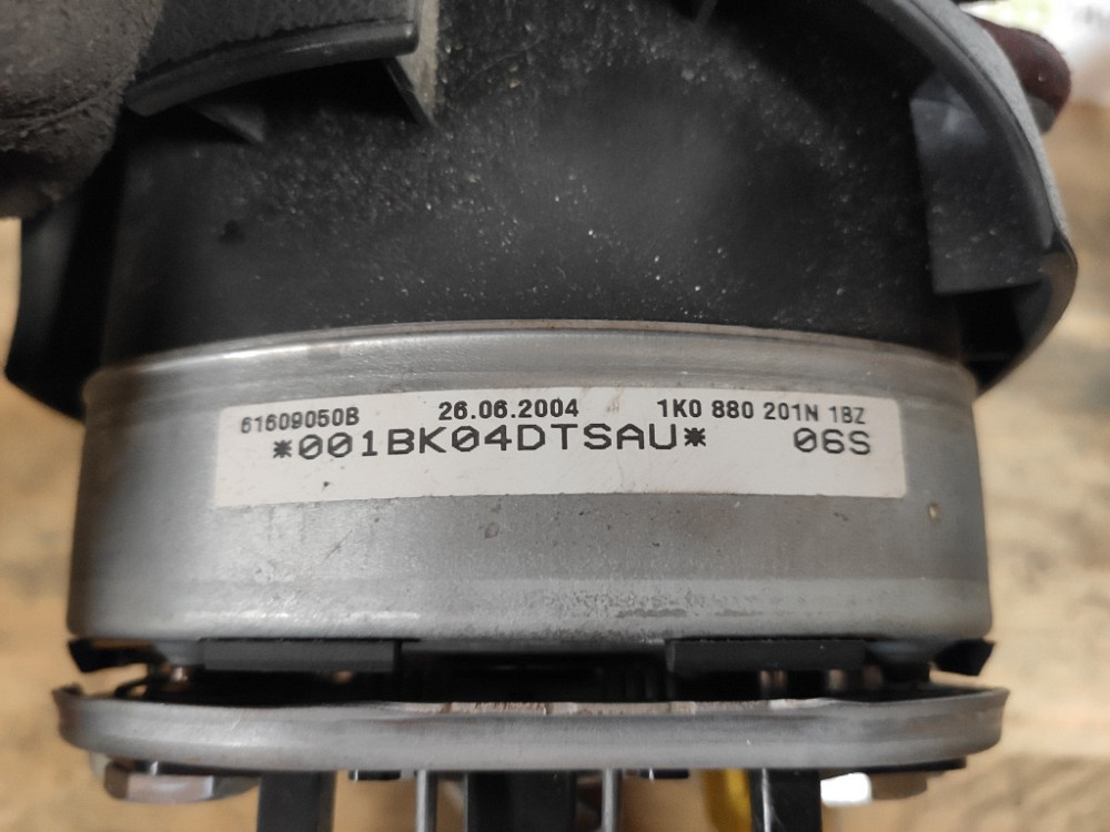 Подушка безпеки водія AirBag Volkswagen Golf 5 2003-2008 (1K0880201N) Ковель - фото 5