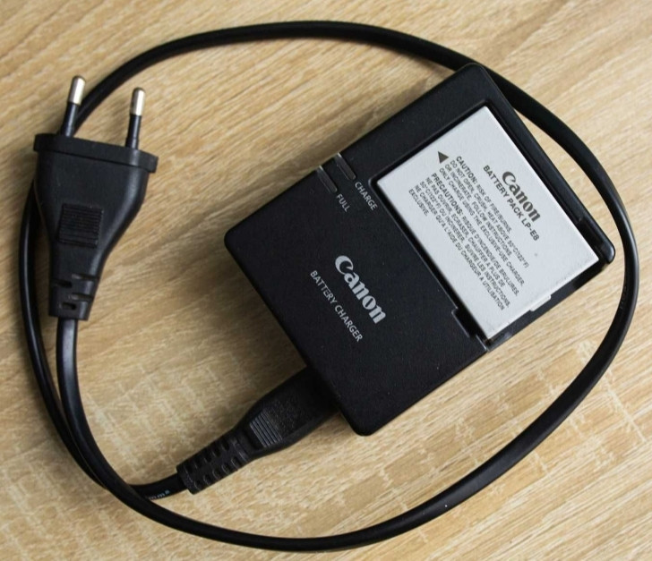 Фотоапарат Canon 650 body Київ - фото 2