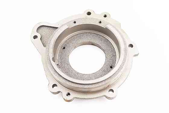 Кришка блока двигуна ліва (з боку маховика) 5отв. R190N/195NM Тип 2 Київ