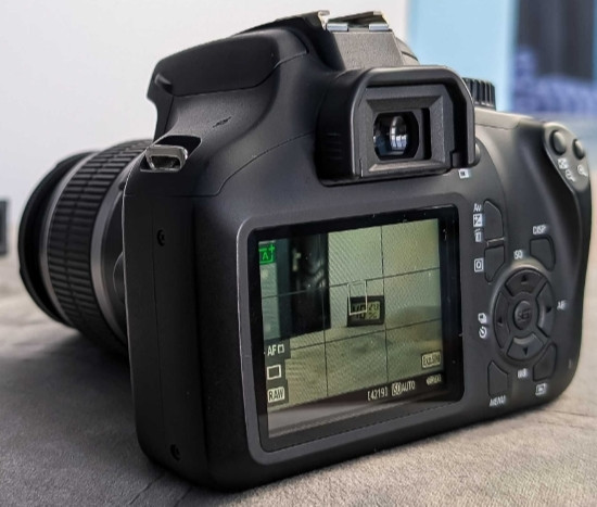 Фотоапарат: Canon EOS 4000D Kit. Дзеркалка Харків - фото 2