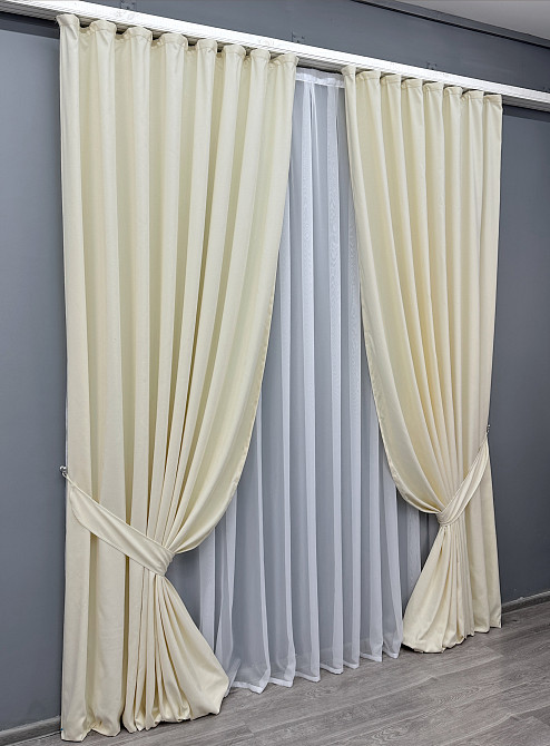 Комплект готовых штор VR-Textil Микровелюр Petek № 1830ш Молочный 150х290 см 2 шт (33-0813) Киев - изображение 3