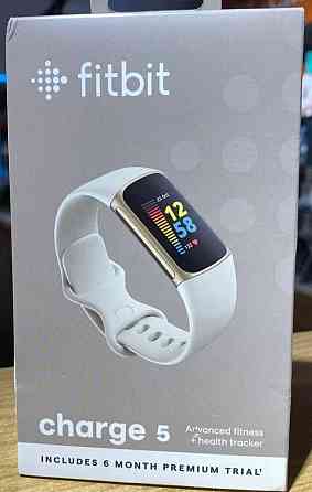 Фитнес - трекер: Fitbit Charge 5 Lunar White. Киев