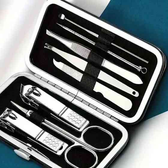 Набор инструментов для маникюра и педикюра в кейсе,пинцет,пилочка,ножницы в наборе 8 шт, цвет серый Каменец-Подольский