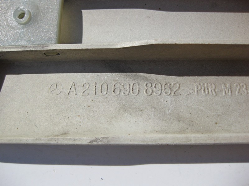 Mercedes-Benz  A2106908962 Молдинг передніх лівих дверей без хрому E-Class W210 Classic Одесса - изображение 3