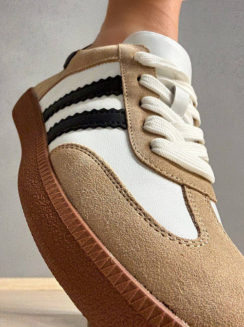 Кросівки жіночі Hengji 375-3 samba шкіряні на коричневій підошві білі з бежевим, 40, 25 см Київ - фото 9