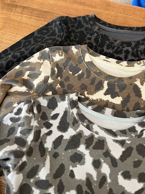 Реглан жіночий A-N 2761 лонгслів рубчик леопардовий принт one size, оливковий, one size Київ - фото 7