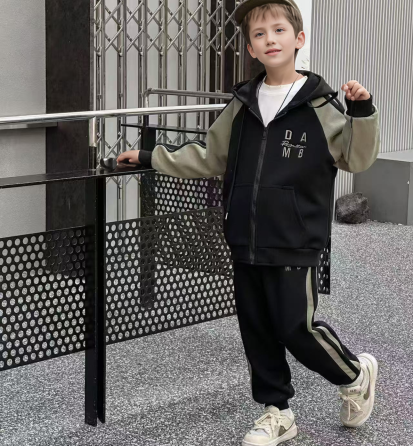 Спортивный костюм для мальчика на молнии 122,128,134 Николаев