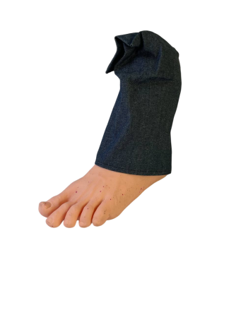 Розіграш для Хелловіна  "Відрізана нога" Рівне