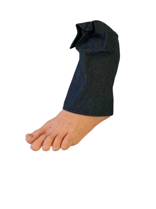 Розіграш для Хелловіна  "Відрізана нога" Рівне - фото 1