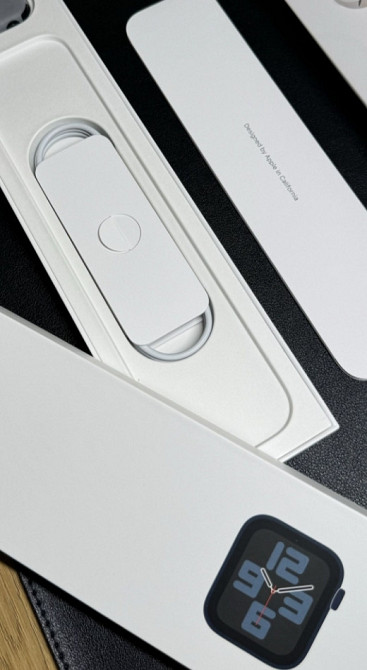 Смарт-Часи Apple Watch SE 2 (2022) 40mm. Midnight. Київ - фото 1