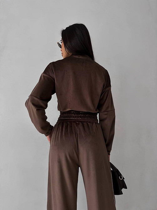 Жіночий повсякденний велюровий костюм-двійка: кофта та штани Шоколадний, 42/46 Одеса - фото 9