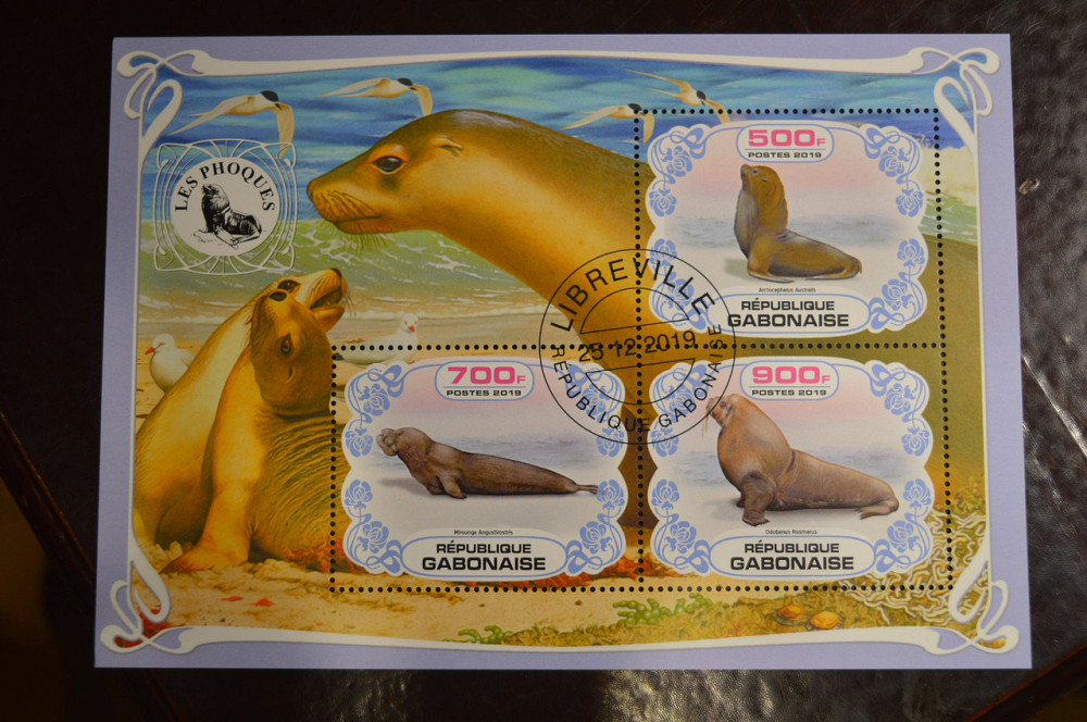Габон. Марки. Фауна. Блок. 2019 год (В-2) Полтава - изображение 1