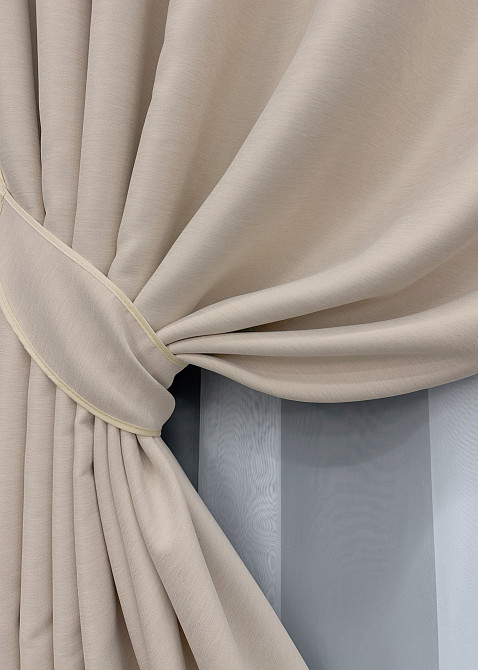 Комплект готовых штор VR-Textil Блэкаут двусторонний Eclipsе № 1794ш Кремовый 100х270 см 2 шт (31-836) Киев - изображение 5