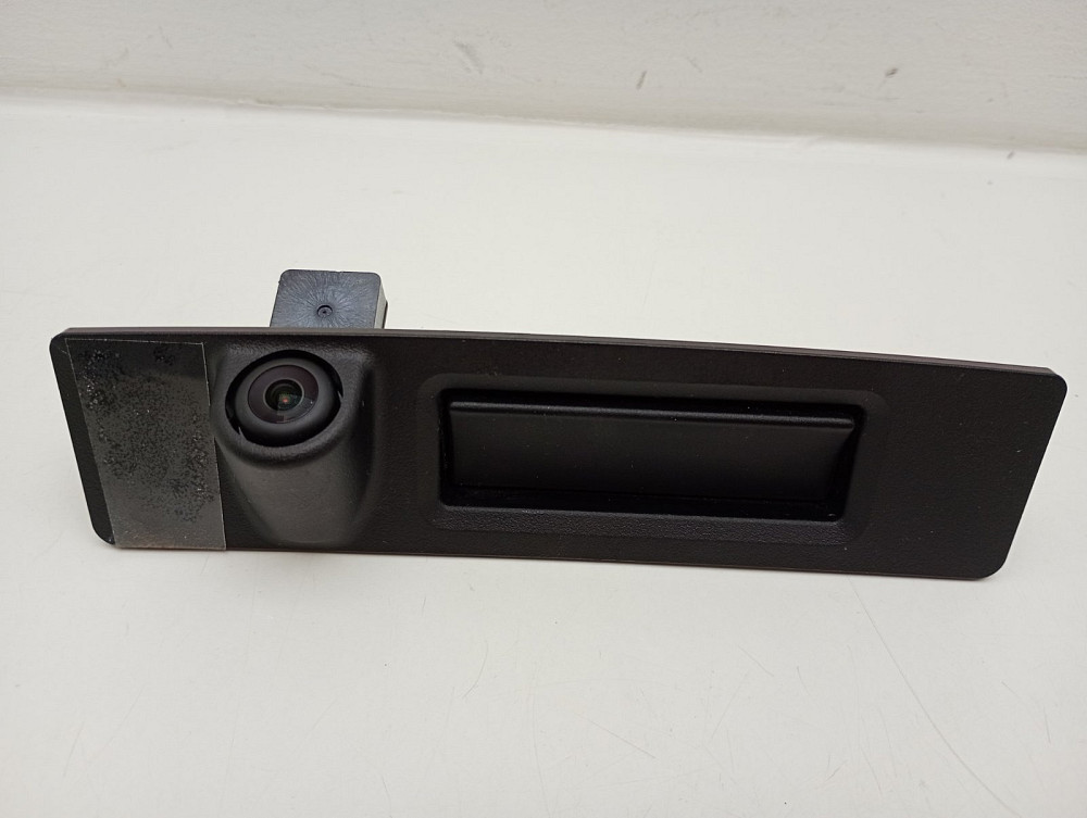 Ручка кришки багажника з камерою заднього виду у зборі Tesla з незначним дефектом Луцк - изображение 3