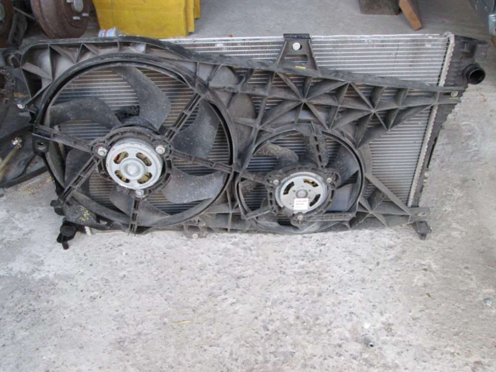 Система охолодження в зборі Renault Trafic 2.5 2008-2012 Ковель - фото 1