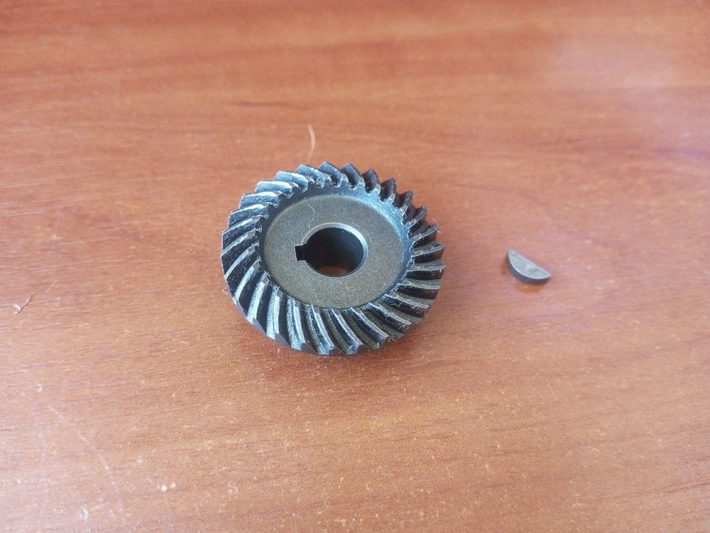 Шестірня для Шліфової машини PARKSIDE PWBS 180 B3 б/У Полтава - фото 1