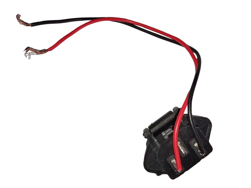 Порт під заряджання для акумуляторного обприскувача AMG Мукачево - фото 1