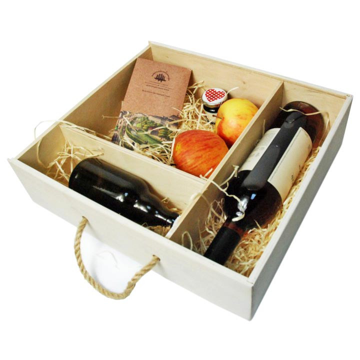 Подарочная коробка 