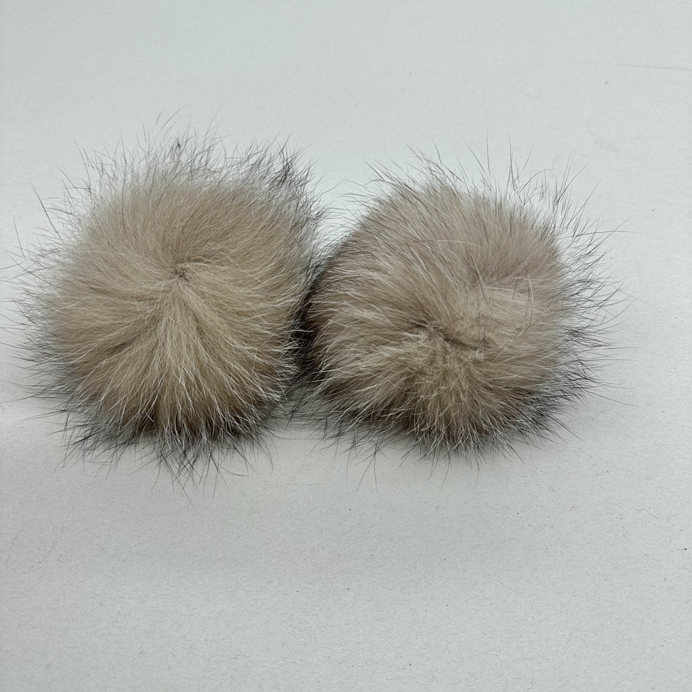 Помпоны из натурального меха блюфрост Бежевий Харьков - изображение 1