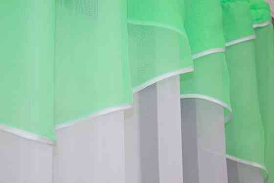 Кухонная тюль арка с ламбрекеном VR-Textil № 025к белый с мятным 280х170 см (52-0672) Киев