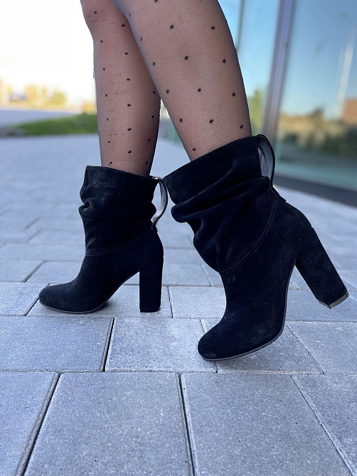 Nivelle Жіночі черевики NIVELLE чорні натуральна замша каблук 10см висота 15см (5051/9506-9534) Коломия - фото 7