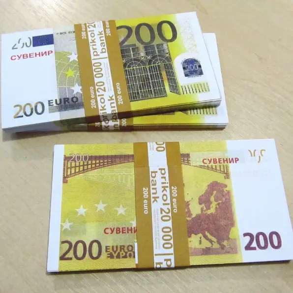 Купюры 200 евро (пачка=80 банкнот) сувенирные, игровые Киев - изображение 1