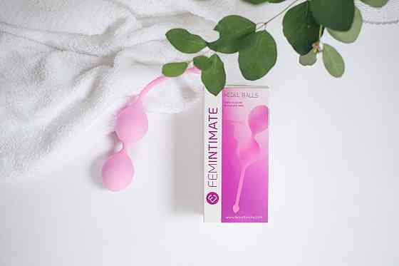 Вагинальные шарики Кегеля FEMINTIMATE розовые Sex Aura Киев