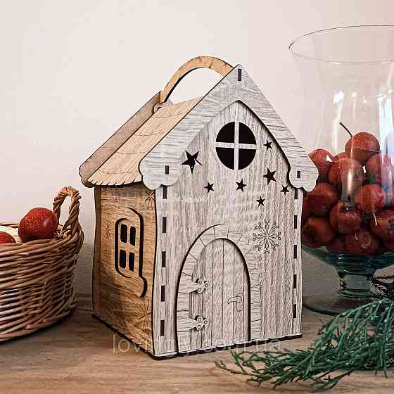 Упаковка для новорічних подарунків "Казковий будиночок" колір дуб 24/17/15см Ірпінь